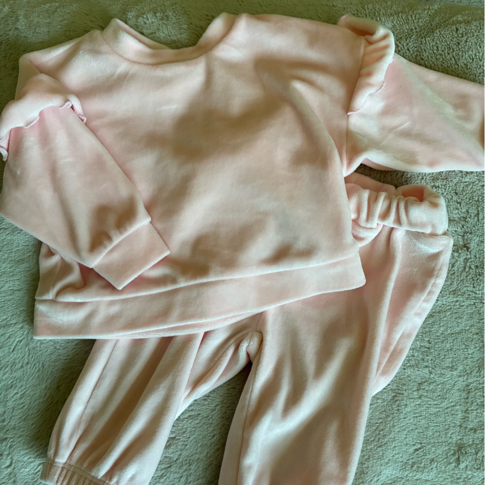 Soft Pink Lounge Set & Sage Green 🐰 Set